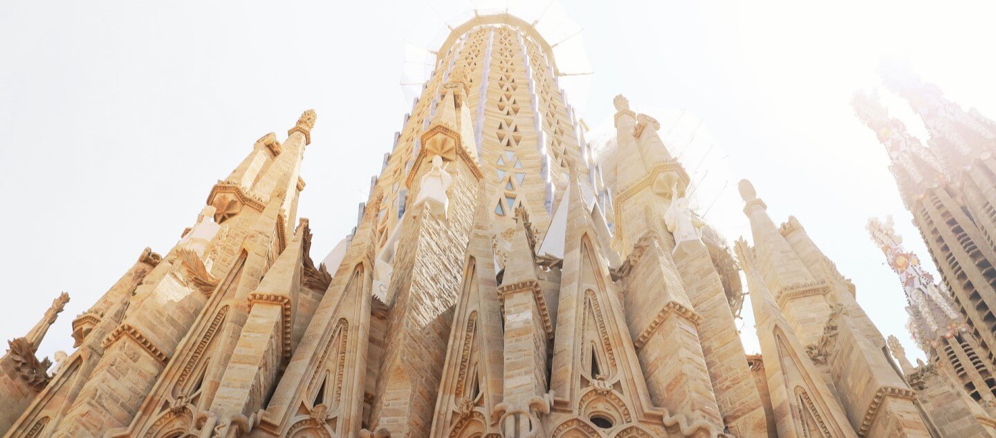 La Sagrada Familia side view